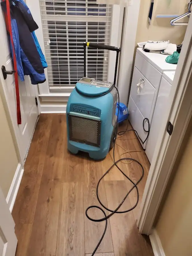Commercial dehumidifier deployed for Crawl Space Restoration in Davidson